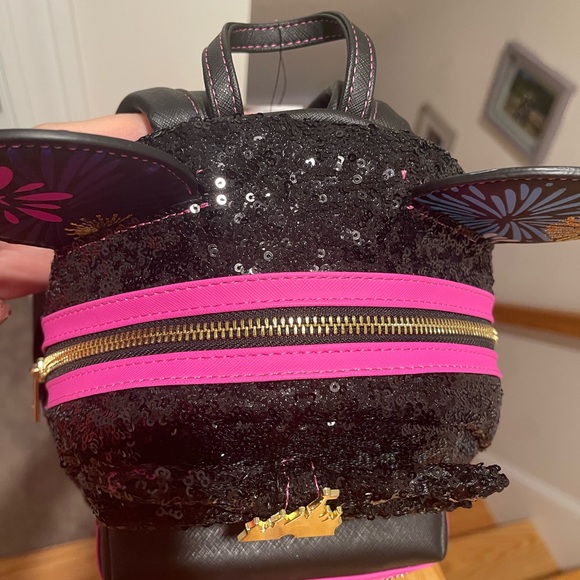 Main attraction December castle loungefly - Picture 4 of 10